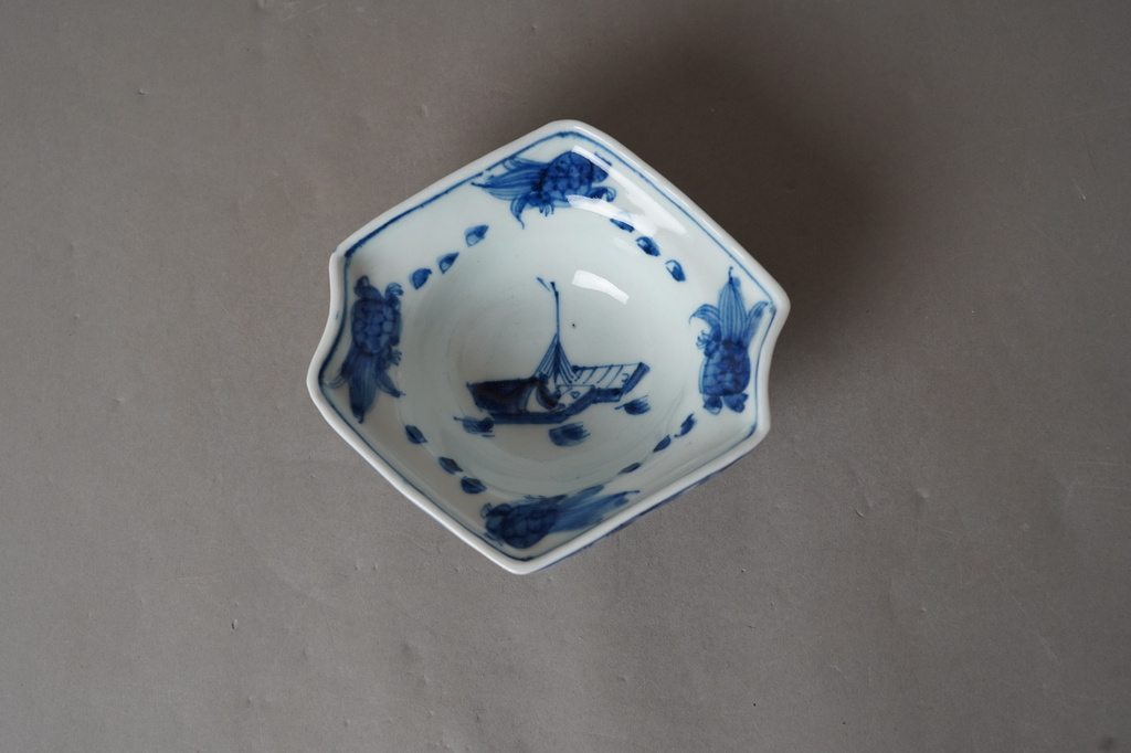 初代宮崎寒雉 獅子長寿風炉釜（香炉） 十二代寒雉極箱: Journal of